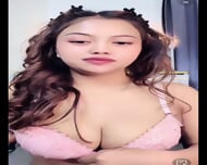 VIRAL !! TANTE ALFII COLMEK MEMEK TEMBEM